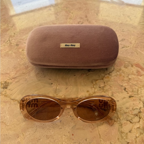 Miu Miu Peach Sunglasses 06ZS - Picture 2 of 6
